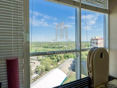 квартира за адресою Академіка Глушкова просп., 9в