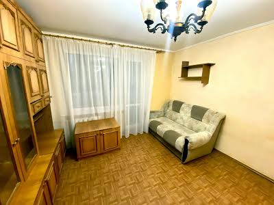квартира за адресою Полігонна вул. (Погребняка), 18А