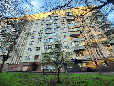 квартира за адресою Василя Тютюнника вул. (Анрі Барбюса), 5
