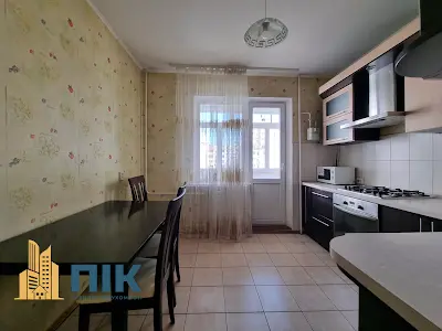 квартира за адресою Європейська вул. (Жовтнева), 24