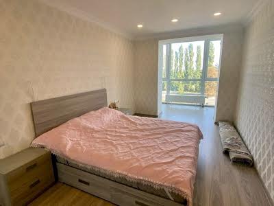 квартира за адресою Незалежності вул. (Титова), 26