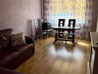 квартира за адресою Героїв Дніпра вул., 38-Б