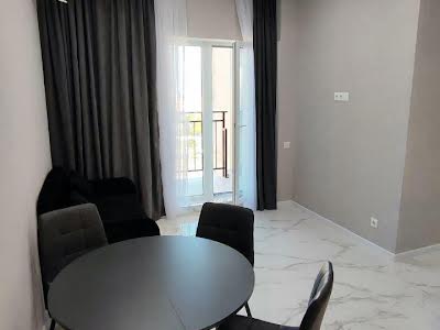 квартира за адресою Краснова вул., 3