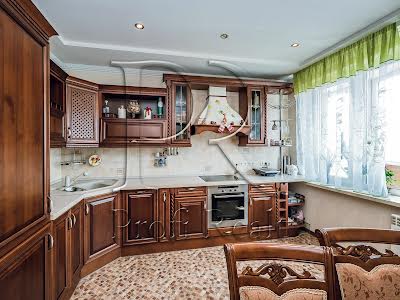 квартира за адресою Урлівська вул., 11-А