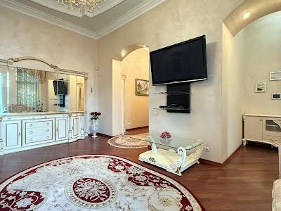 квартира за адресою Костельна вул., 8