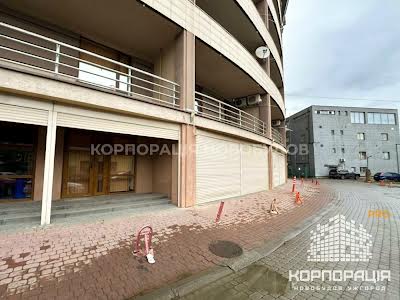 комерційна за адресою Жупанатська, 1