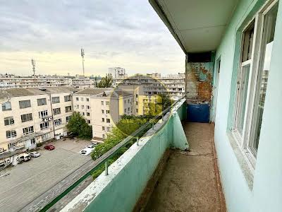 квартира за адресою Амвросія Бучми бульв., 5/1
