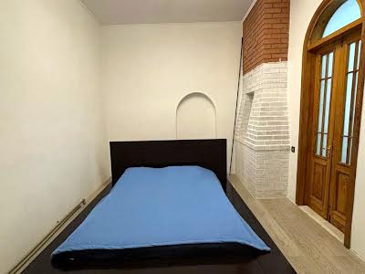 квартира по адресу троїцька, 2