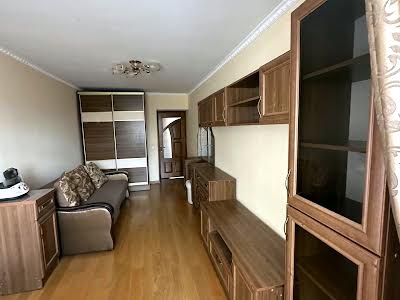 квартира по адресу Хоткевича, 8