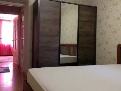 квартира за адресою Олексія Вадатурського вул. (Маршала Малиновського), 1/1