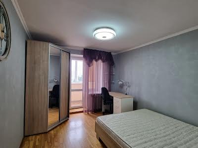 квартира за адресою Київ, Стадіонна вул., 6-А