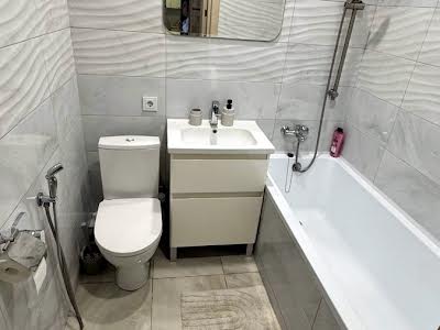 квартира за адресою Київ, Зарічна вул., 3-А