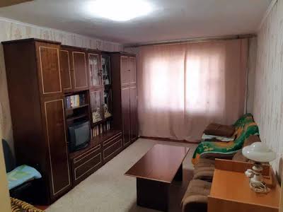 квартира за адресою Каштанова вул., 14