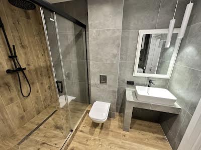 квартира за адресою Дніпровська набережна вул., 18А