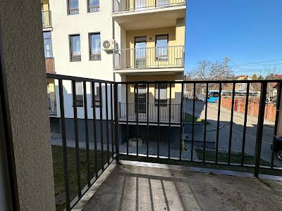 будинок за адресою Глинянський Тракт вул., 102