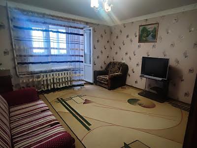 квартира за адресою Олексія Вадатурського вул., 16