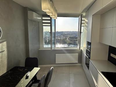 квартира за адресою Оболонський просп., 1