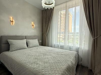 квартира за адресою Щаслива вул., 65