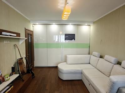 квартира за адресою Григорія Ващенка вул., 1