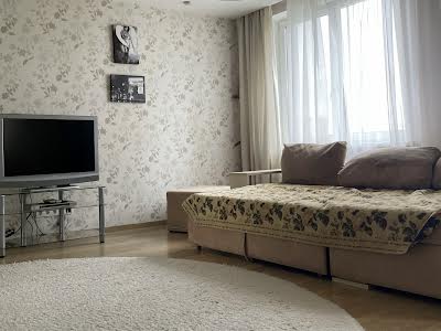 квартира за адресою Феодосійський пров., 14