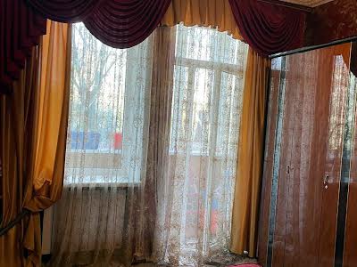 квартира по адресу Независимой Украины ул. (40 лет Советской Украины), 92