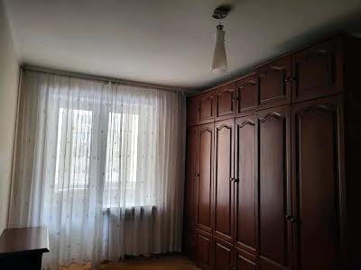 квартира за адресою Микільсько-Слобідська вул., 2-Б