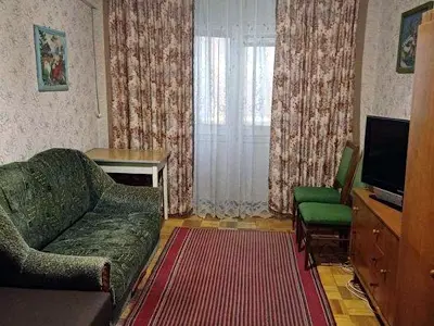 квартира за адресою Дніпроводська вул., 13/1