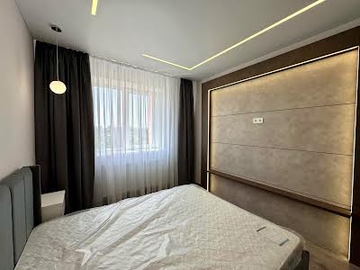 квартира за адресою Богдана Хмельницького вул., 57
