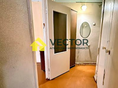 квартира по адресу Евгения Гребёнки ул., 22