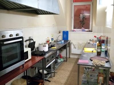 коммерческая по адресу Новосельского ул., 80