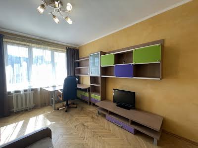 квартира за адресою Лесі Українки бульв., 21-Б