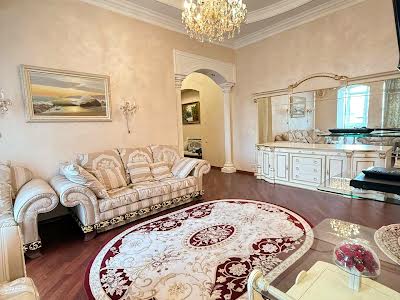 квартира за адресою Костельна вул., 8