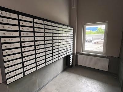 квартира за адресою Озерна вул., 27А