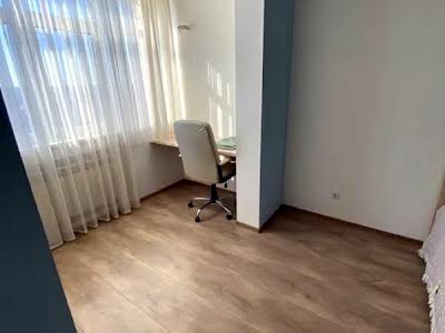 квартира за адресою Юрія Кондратюка вул., 7