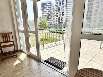 квартира за адресою Берковецька вул., 6