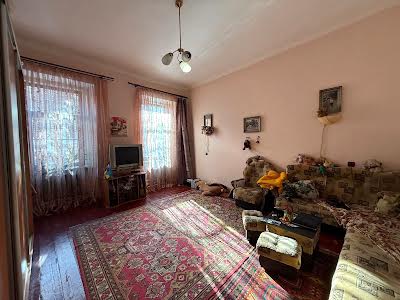 квартира за адресою Августина Волошина вул., 45