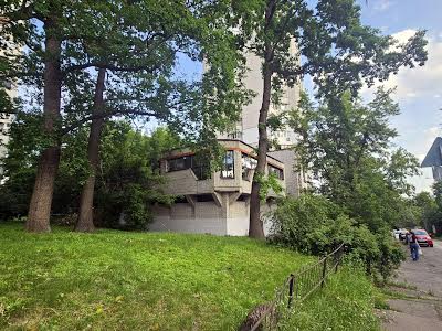 комерційна за адресою Львівська вул., 59-А