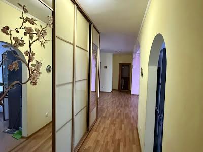 квартира за адресою Якова Головацького вул., 23