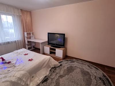квартира по адресу Ревуцкого, 54