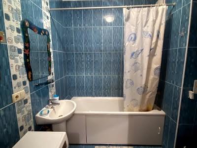 квартира за адресою Богатирська вул., 6-А