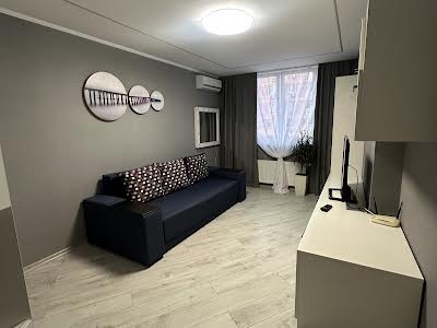 квартира за адресою Соломії Крушельницької вул., 15