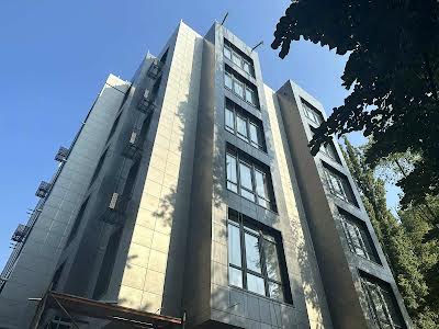 квартира за адресою Космонавтів вул., 23к
