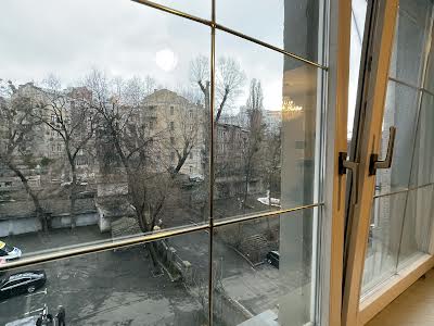 квартира за адресою Велика Васильківська вул. (Червоноармійська), 16