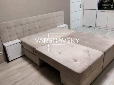 квартира по адресу Салютная ул., 2