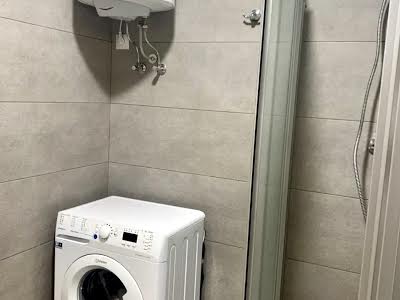 квартира за адресою Зарічна вул., 1