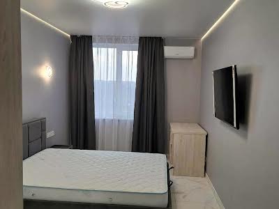 квартира за адресою Роксоляни вул., 1