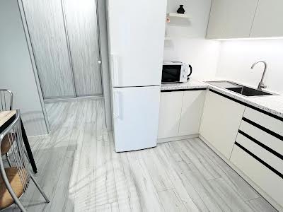 квартира за адресою Драгоманова вул., 1-К