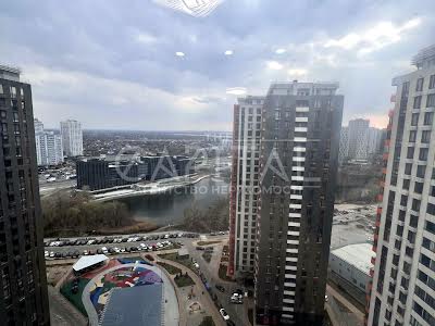 квартира за адресою Дніпровська набережна вул., 18-А