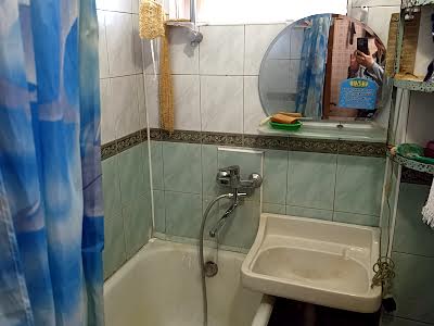 квартира за адресою Івана Котляревського бульв. (Праці), 5