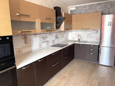квартира за адресою Драгоманова вул., 2-А